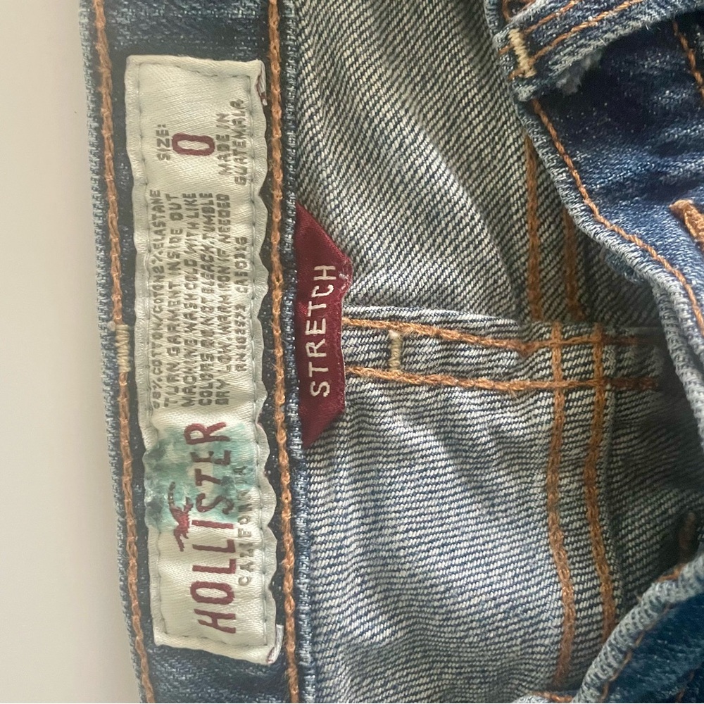 Hollister Stretch Denim Shorts - Picture 2 of 3
